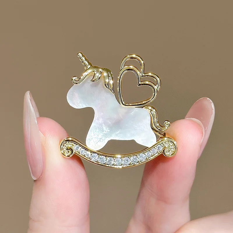 Peony Up tiny Brooche