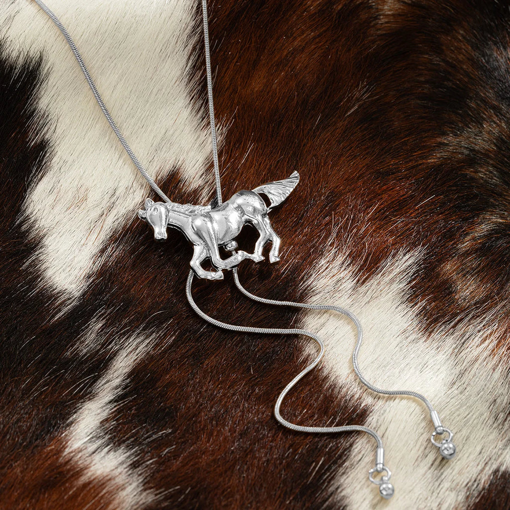 Gallop Bolo