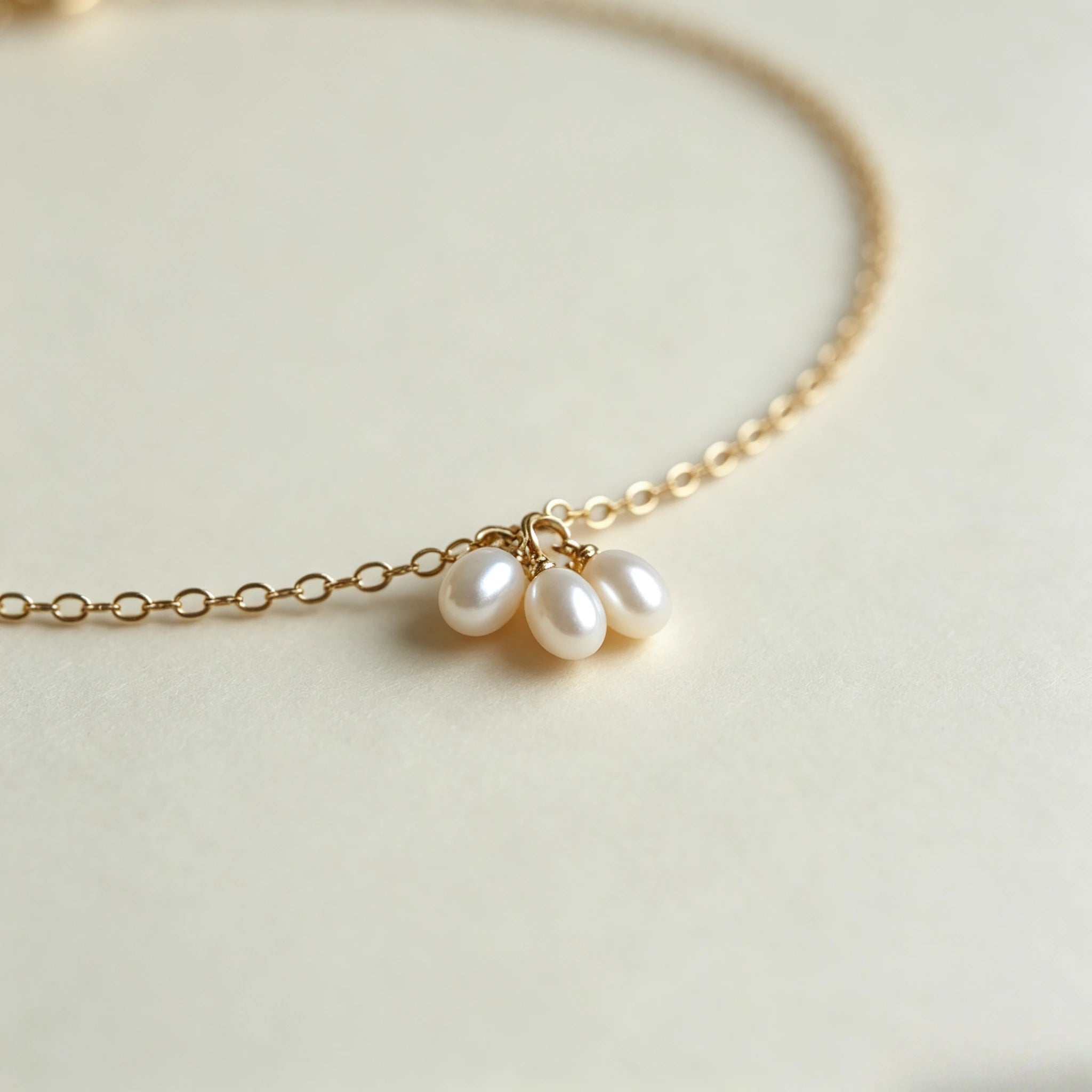 Dainty Seed Pearl Bracelet