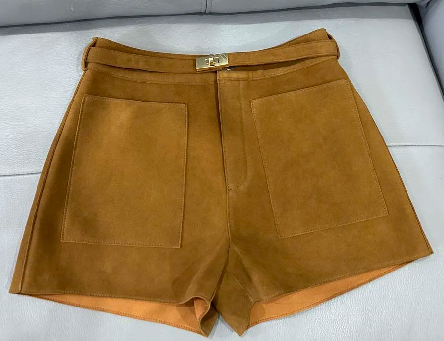 Gigi Short in Genuine leather